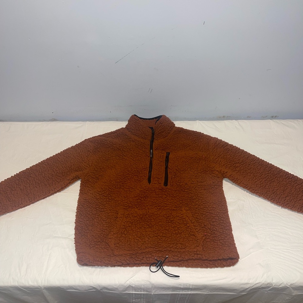 Brown pullover